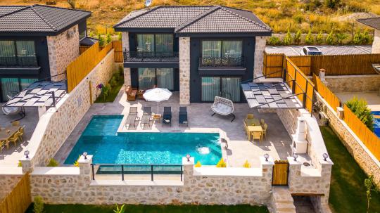 Villa Sandak 3